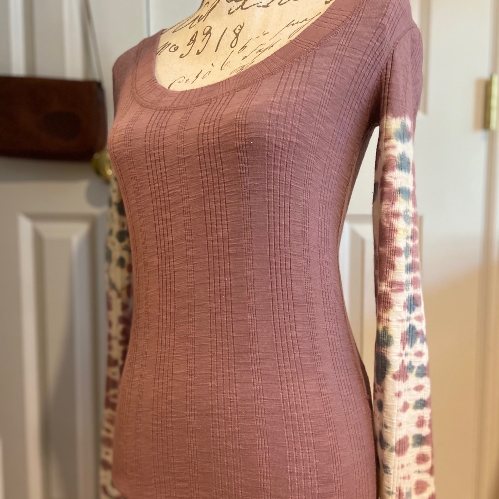 WE THE FREE MAUVE LONG SLEEVE TOP